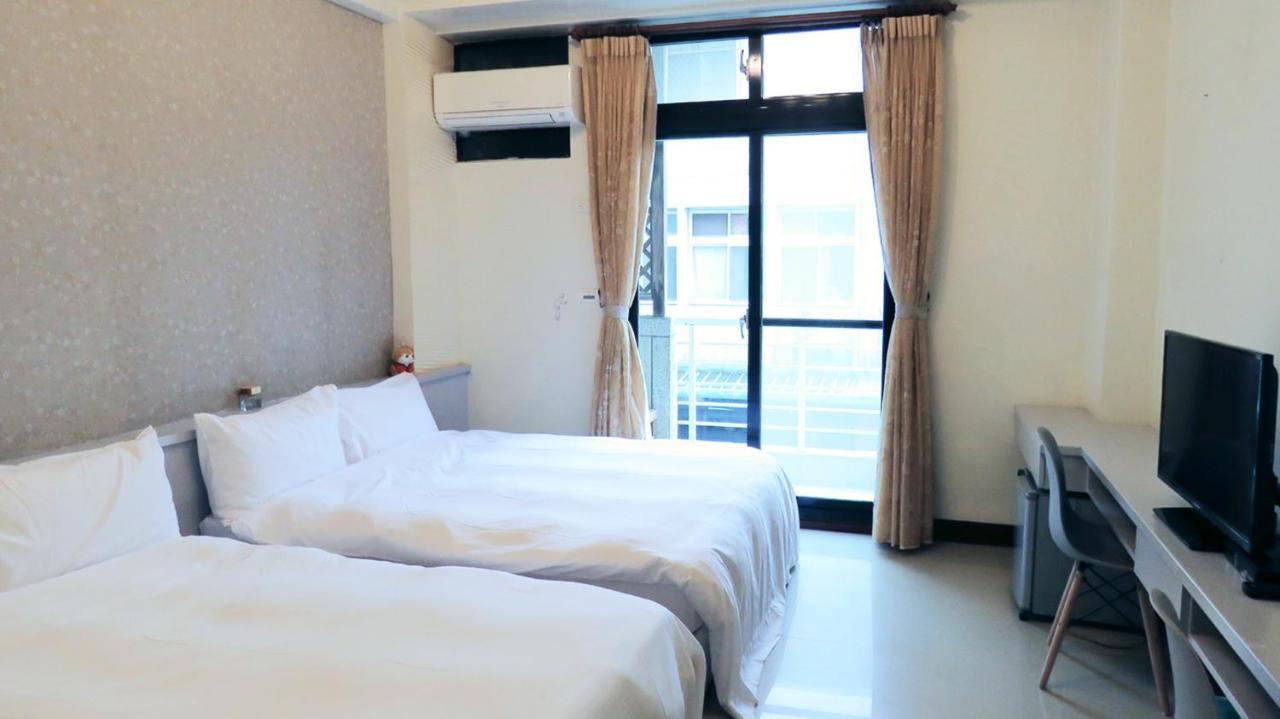 花蓮站全民宿-無人民宿自助入住-包棟可烤肉可麻將 Hualien City Exterior foto